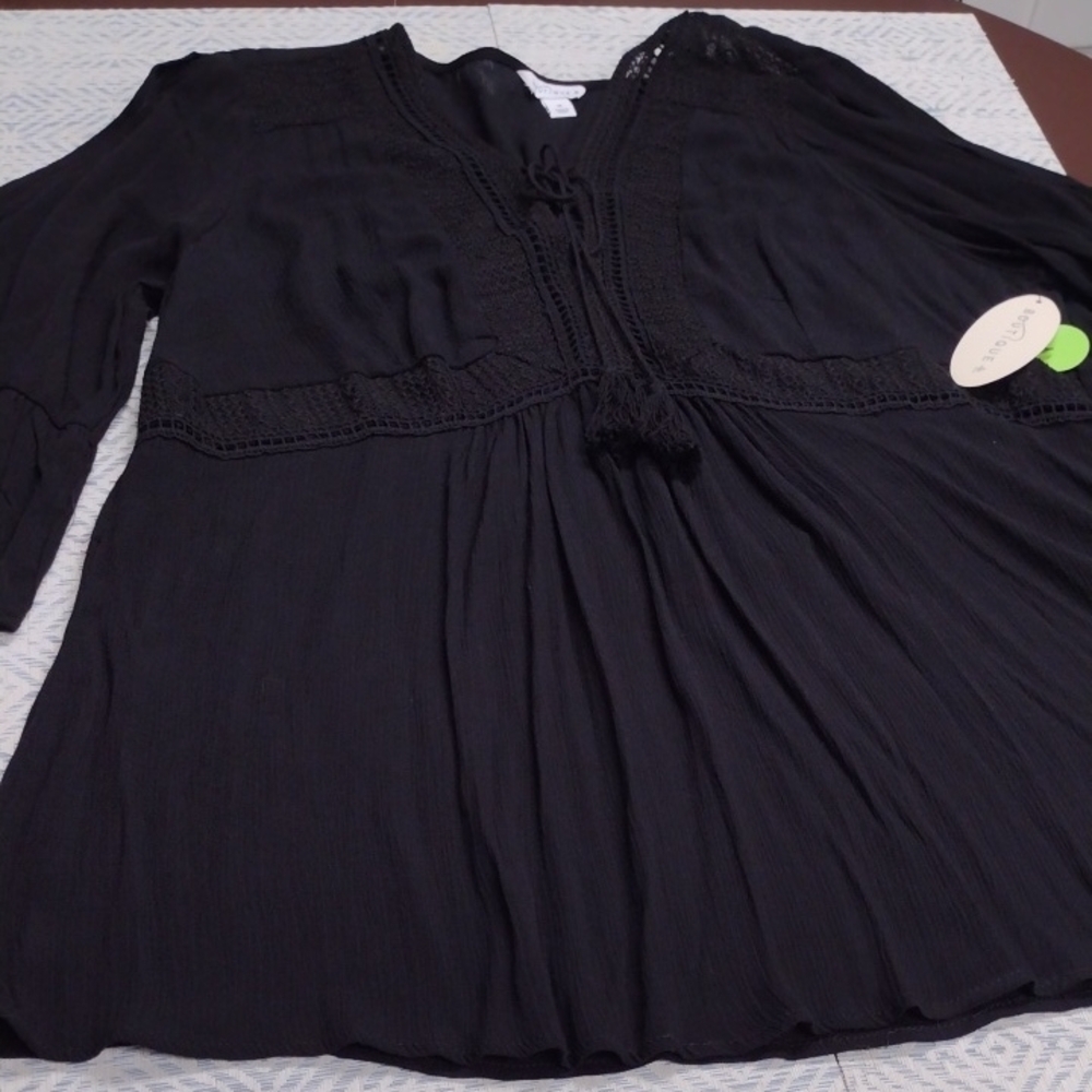 NEW Elegant Black Women's Tunic with Lace Detailing - Picture 8 of 15